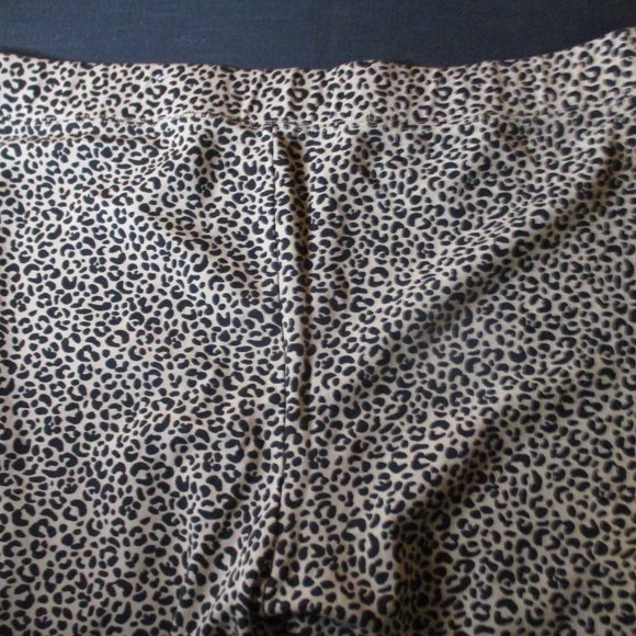 Old Navy Stevie XXL Leopard Print Leggings - Picture 2 of 12